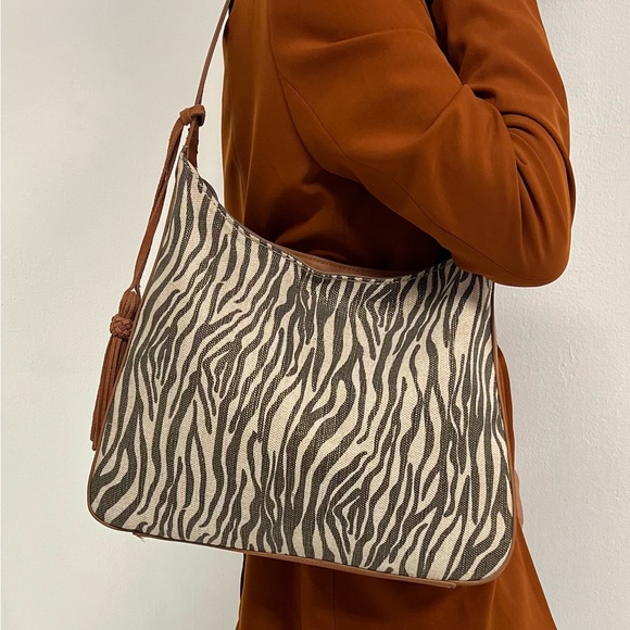 zebra print handbag - Picture 8 of 9